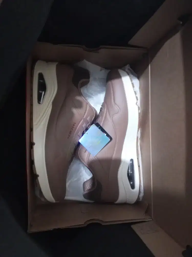 Sepatu Skechers LA Coksu