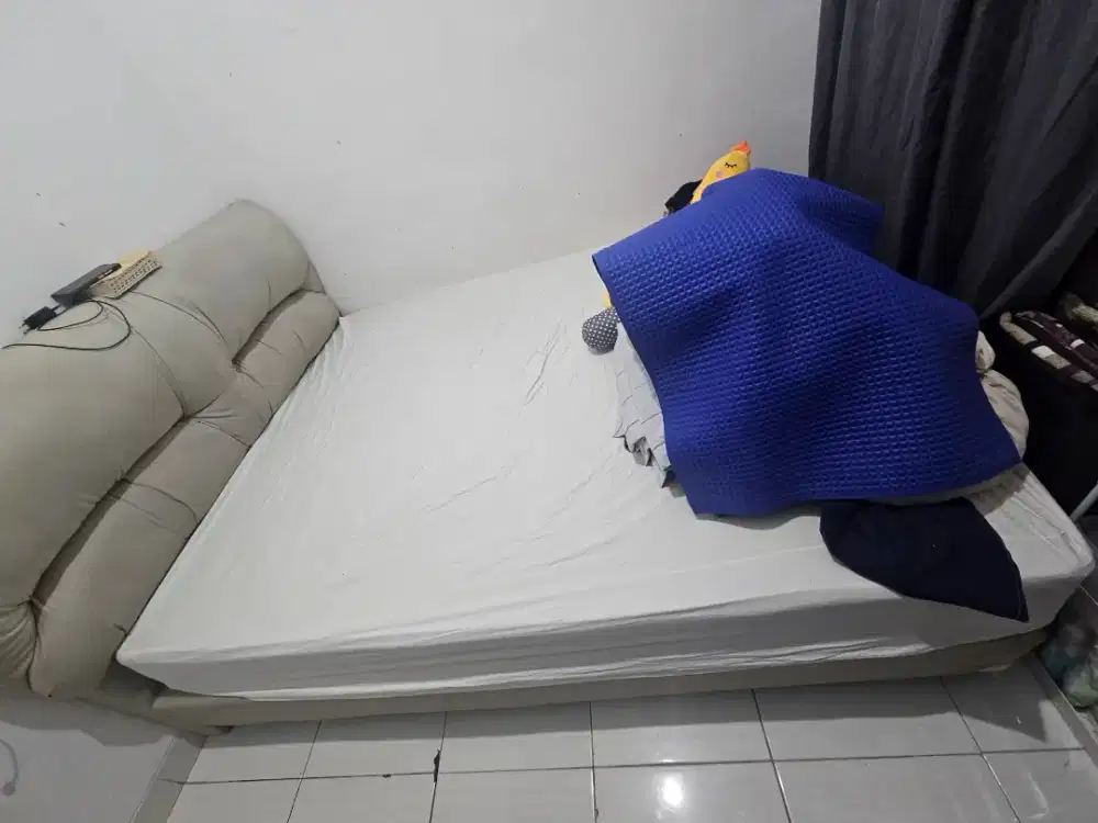 DIPAN DAN KASUR 180X200