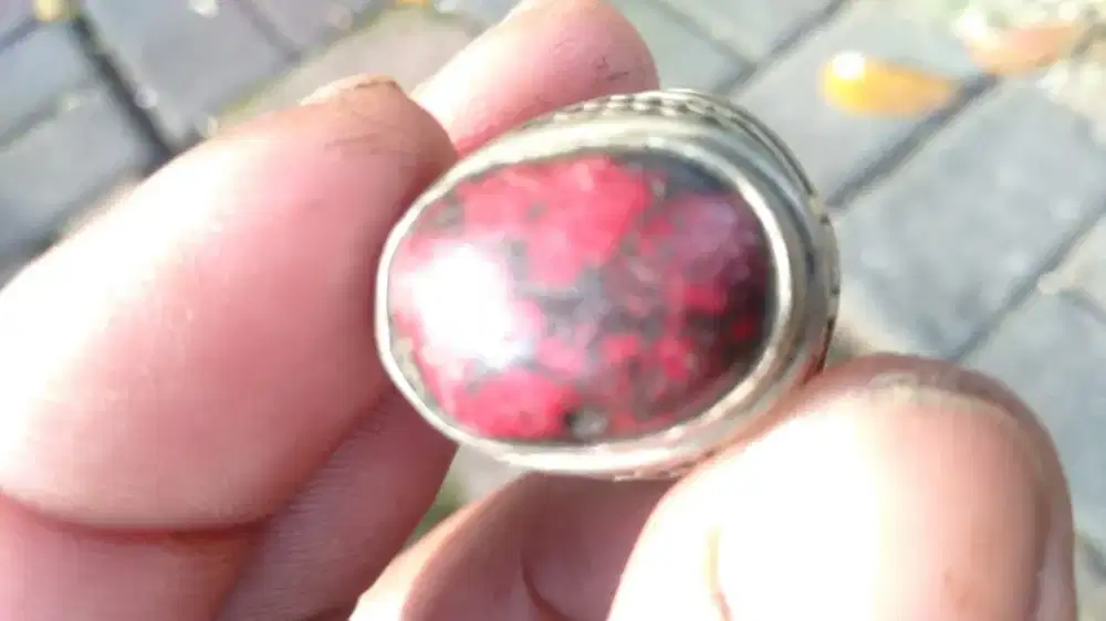 Batu pirus Mekah original