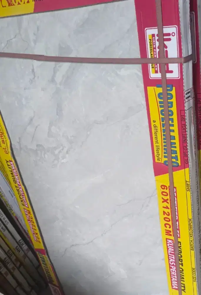 granit IKAD 60x120 kwalitas pertama