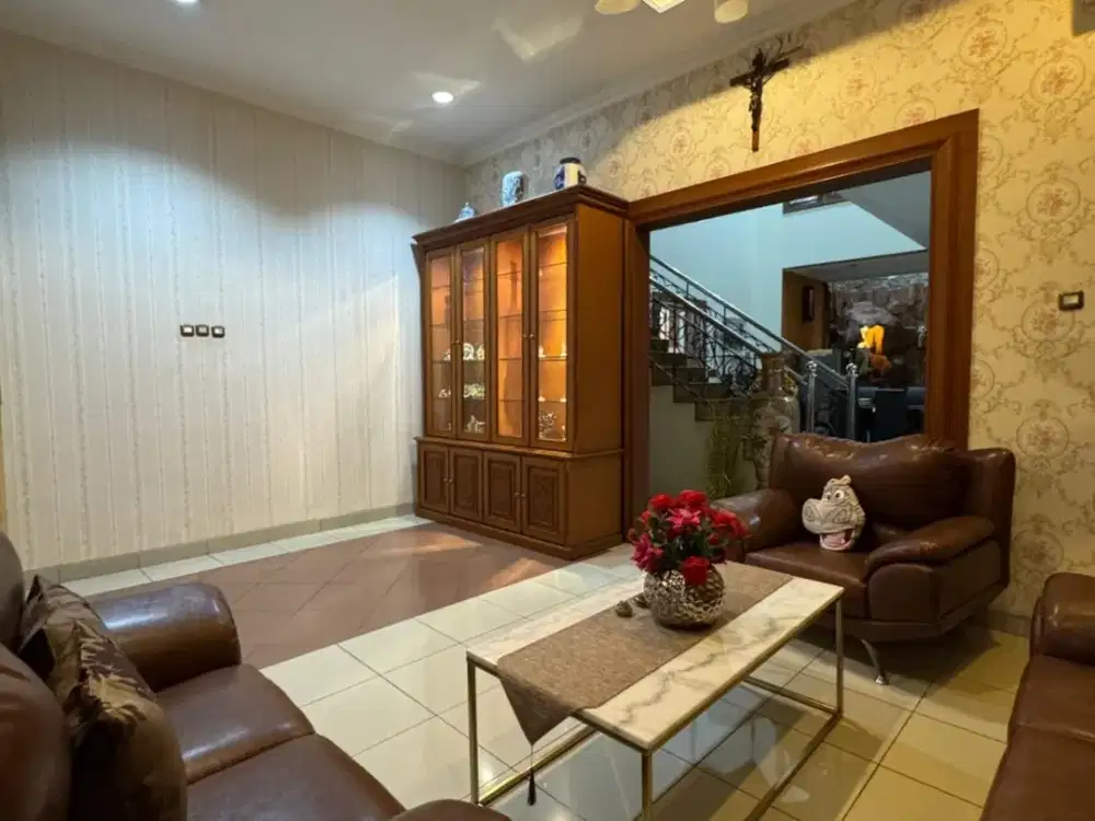 Rumah Bagus Di Permata Buana Puri Jakarta Barat Luas 10x20 2 Lantai SHM