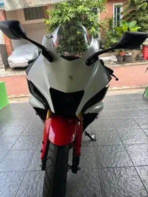 R15m V4 2022 Quick Shifter ABS