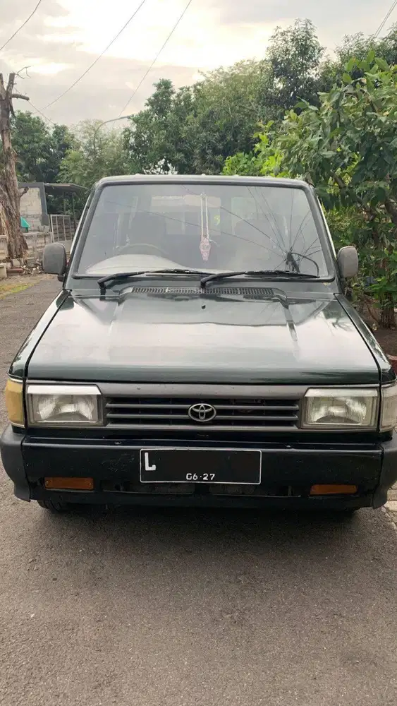TOYOTA KIJANG KF50 SUPER (1995)