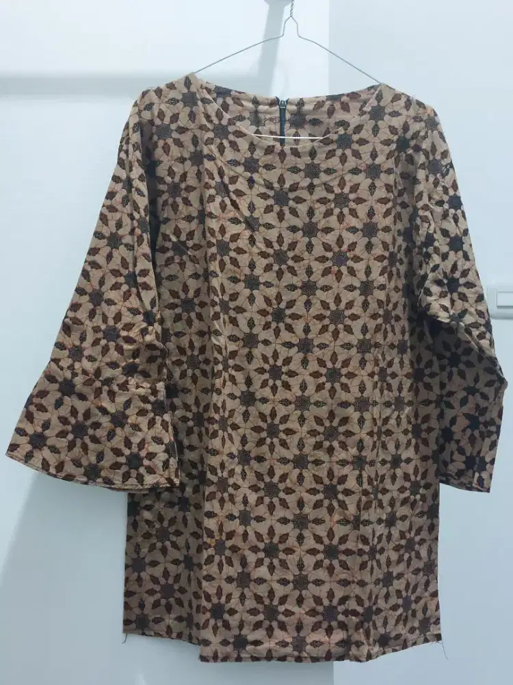 Baju batik katun wanita coklat 3/4