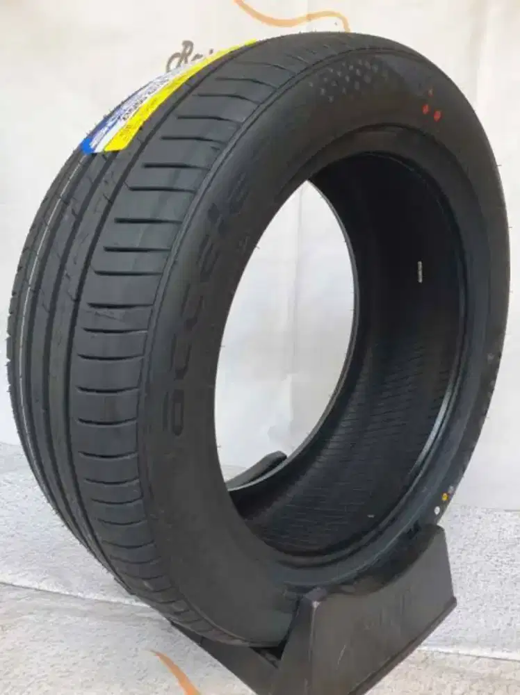 Ban Accelera 195 50 R16