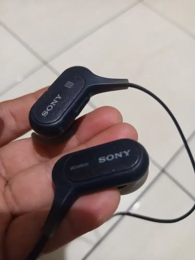 SONY MDR-XB50BS Bluetooth Sport In Ear Headphone
