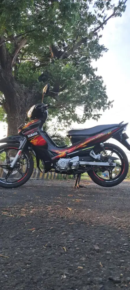 Jupiter Z burhan 2009 akhir istimewa An pribadi bagi penghobi merapat