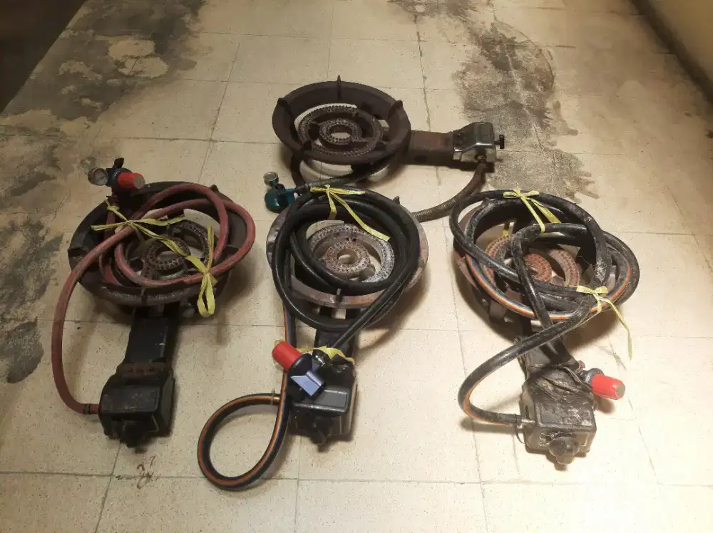 TERMURAH!!! KOMPOR MAWAR, 4 UNIT + SELANG & REGULATOR