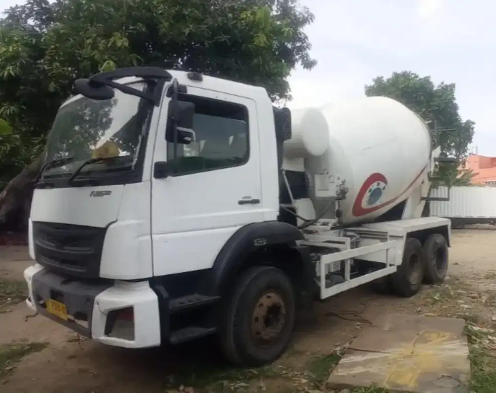 Truck mixer mercy tahun 2016