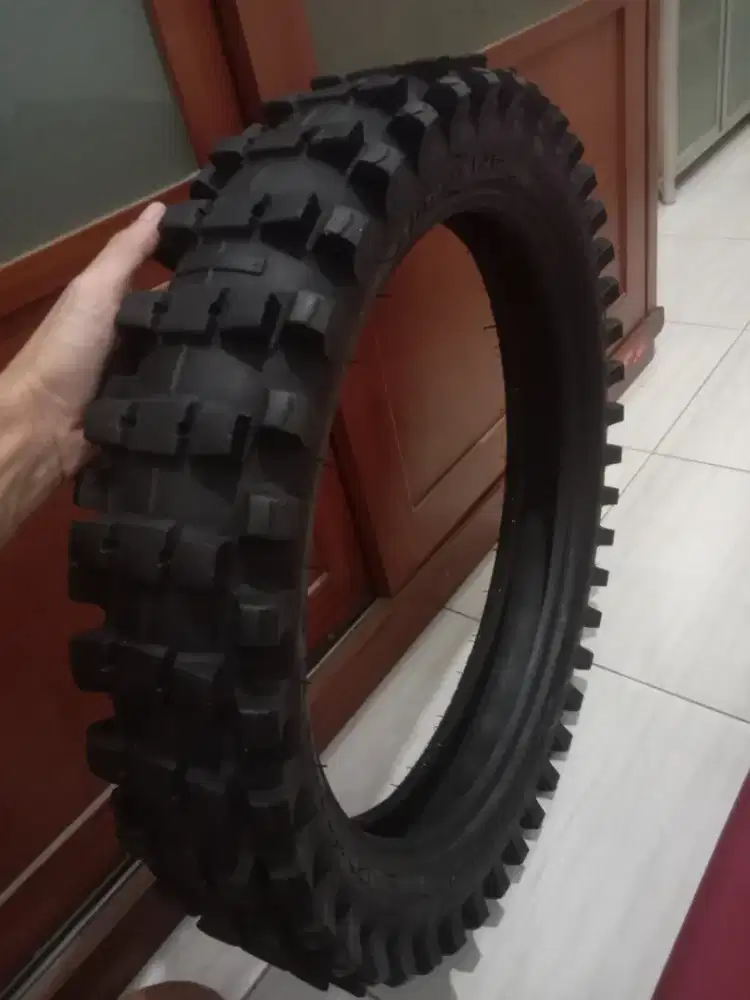 ban tubeless dan tube type ring 18