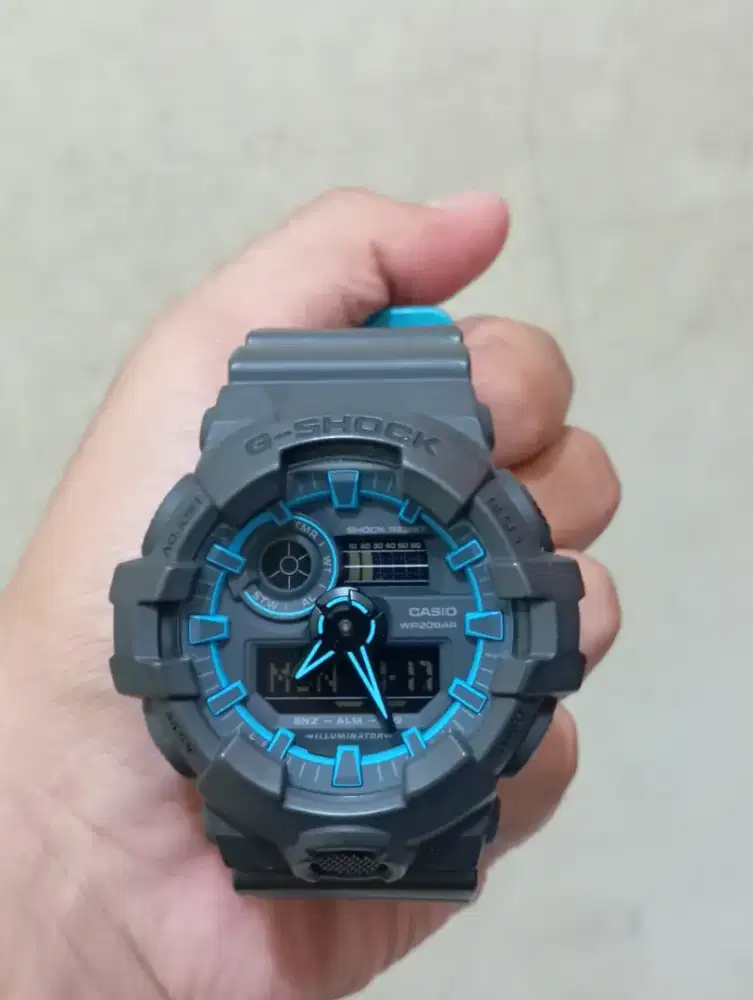 Casio Gshock GA-700SE