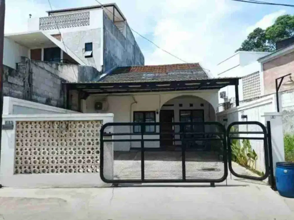 Dijual rumah luas siap huni di Bumi Puspitek Asri Pagedangan BSD Tangsel