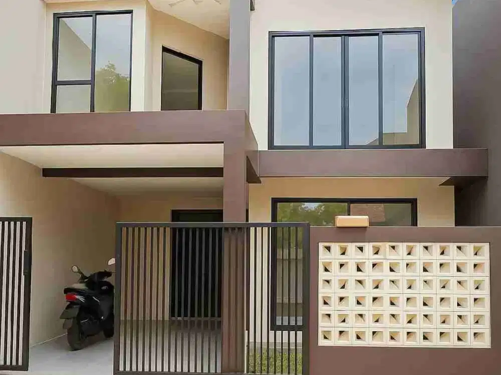 Rumah 2 Lantai Bangunan Baru di Margahayu Raya akses tol Buah batu
