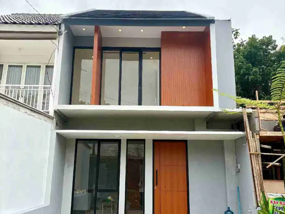 Cluster dekat exit tol ungaran, dekat gedung DPRD