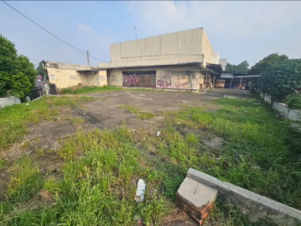 Jual Tanah Strategis Pertigaan ke Cirendeu