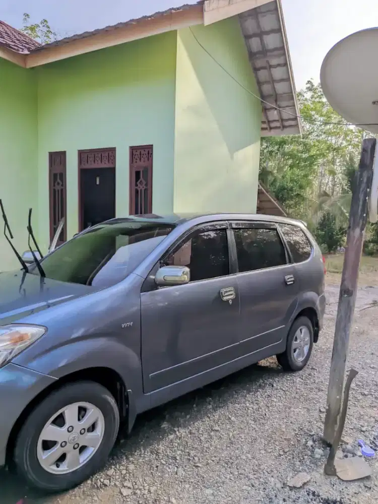 Bismillah dijual avanza g mt