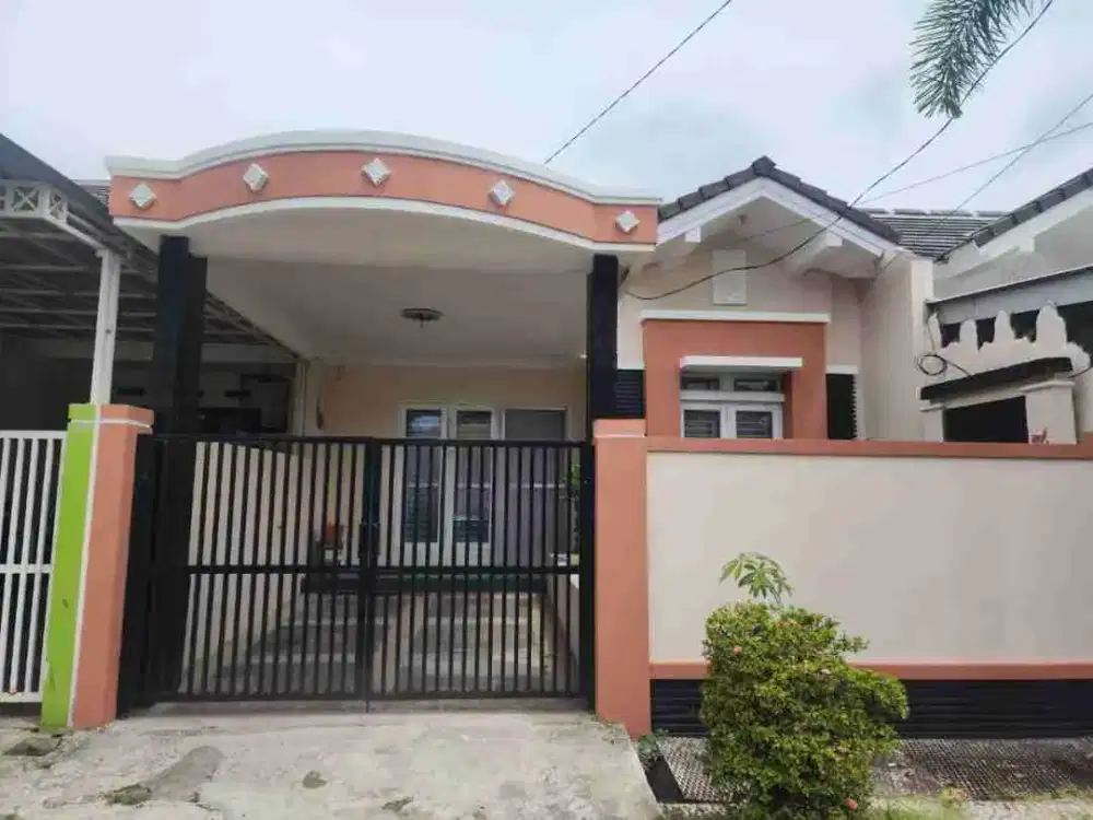 Disewa Rumah Siap Huni
Cluster Aralia 
Kota Harapan Indah