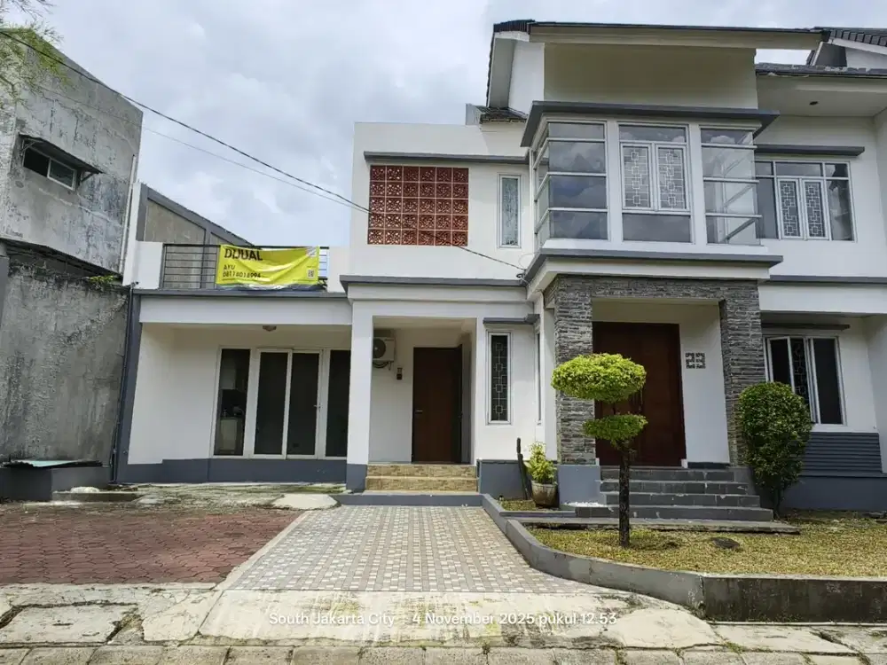 Dijual rumah cantik 2 tingkat dengan 3 parkir di bintaro permai dekat ke 4 toll