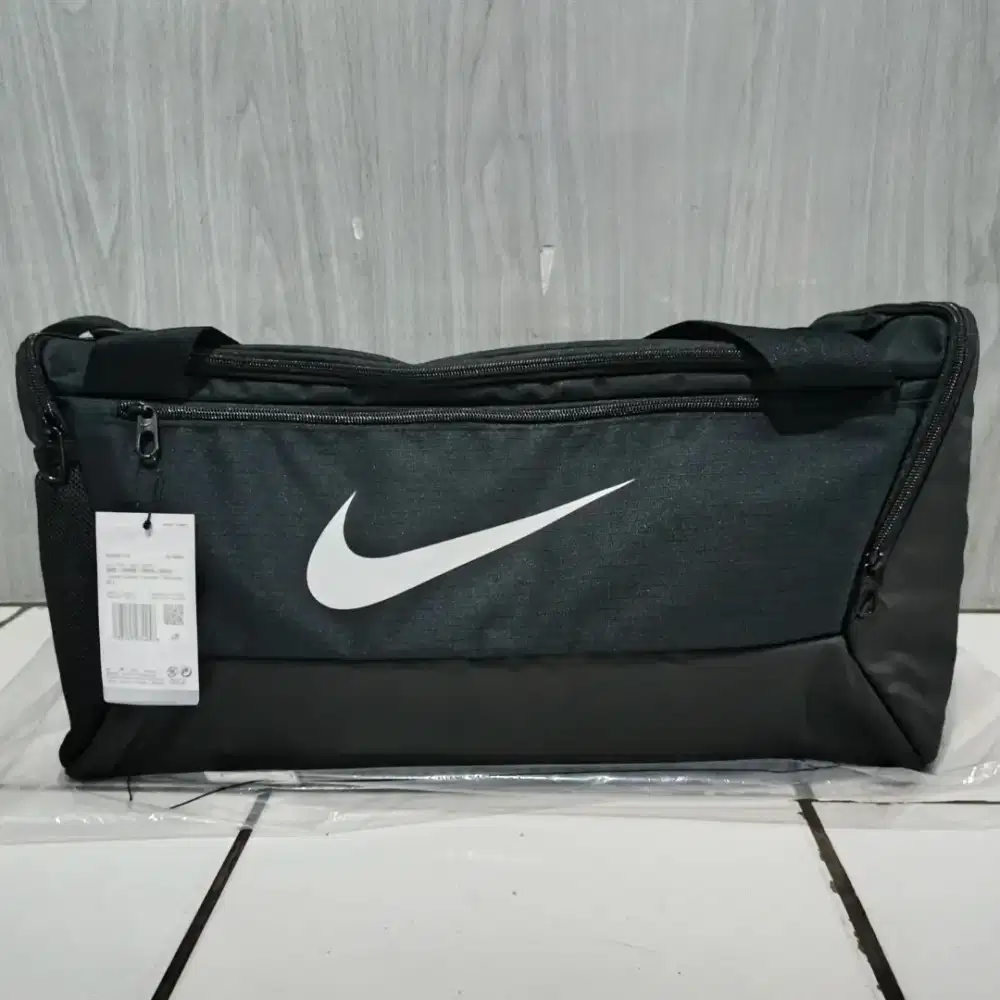 Duffel Bag/Gym Bag Nike Brasilia Small Kapasitas 41L