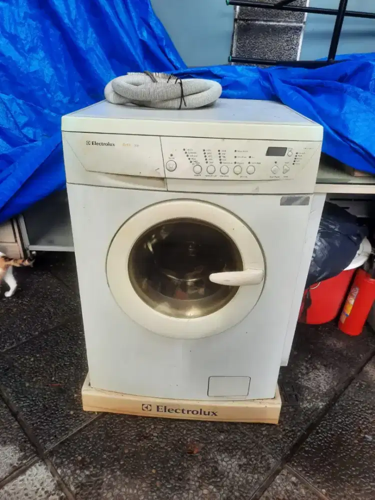 Electrolux mesin cuci no minus NEGO 2,5juta