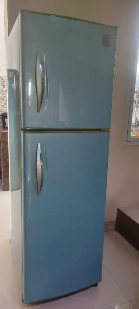 Kulkas 2 Pintu Glacio