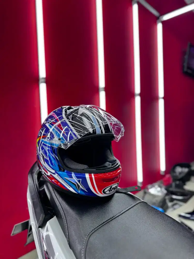 Arai RX7X Nakano Rabbit