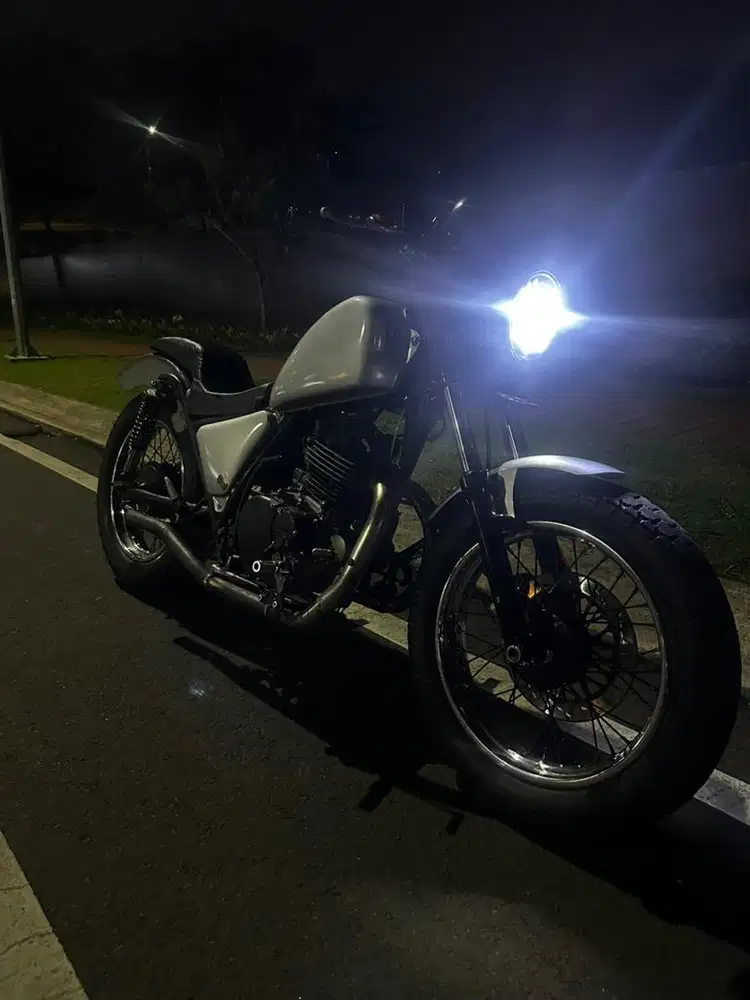 Suzuki gs 250 2 silinder tahun 2004