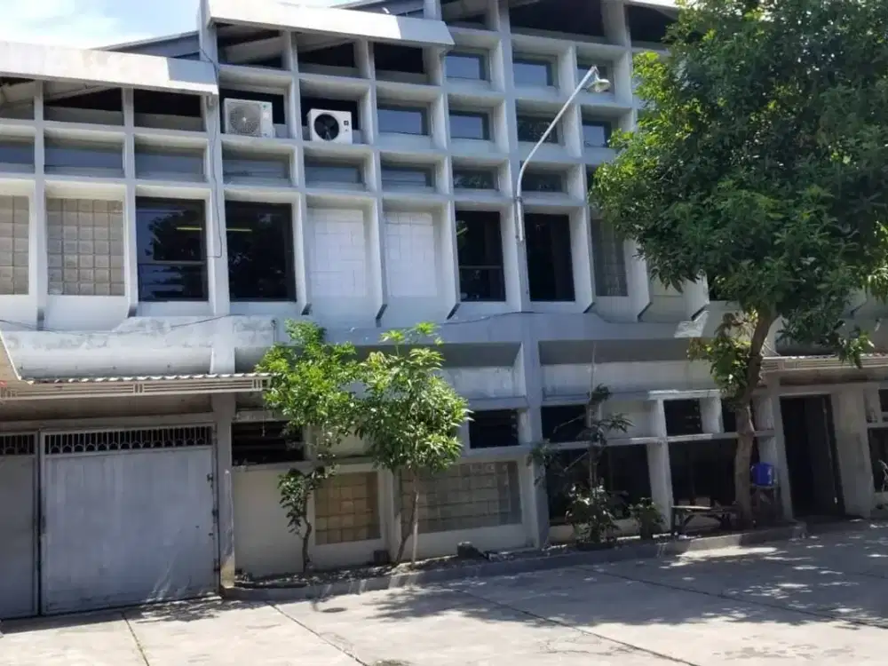 GUDANG + KANTOR RAYA KENJERAN SIAP PAKAI