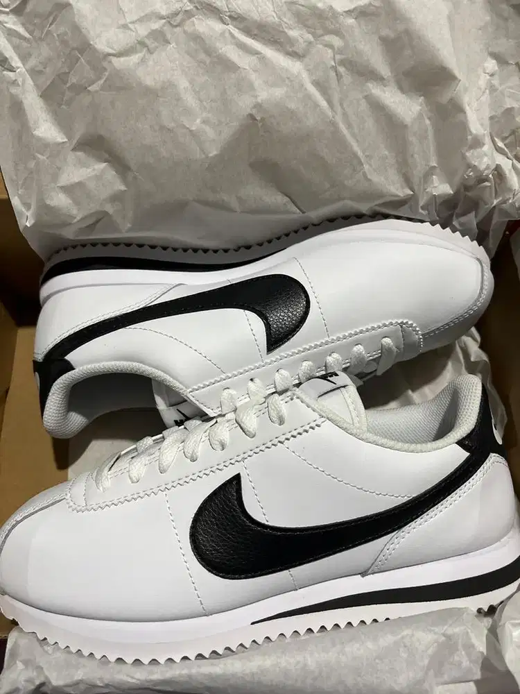 Nike cortez 36,5 (us 6)