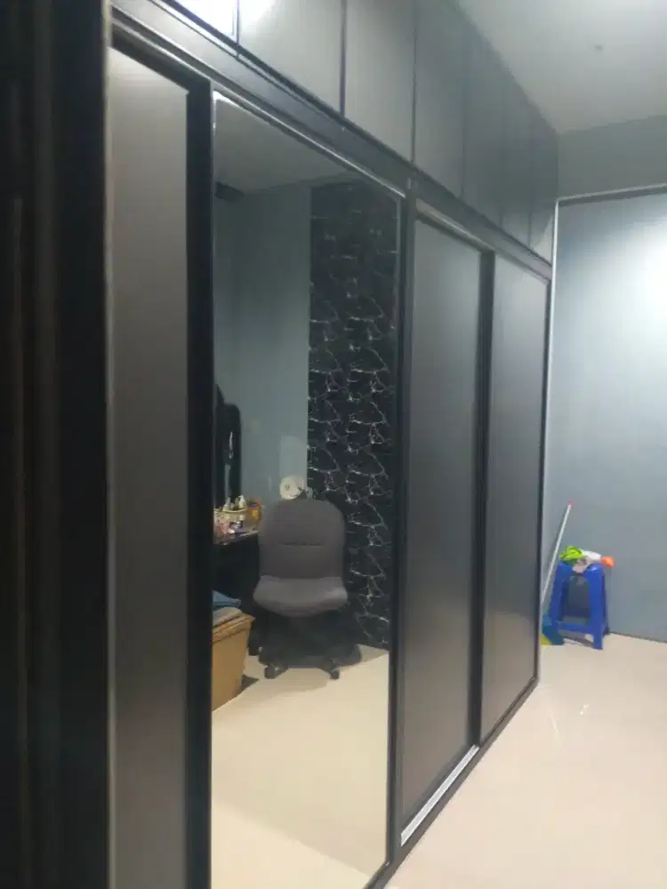 Lemari aluminium custom