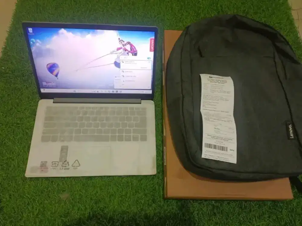 Lenovo ideapad slim 1i cloud grey
Like new baruu
fullset