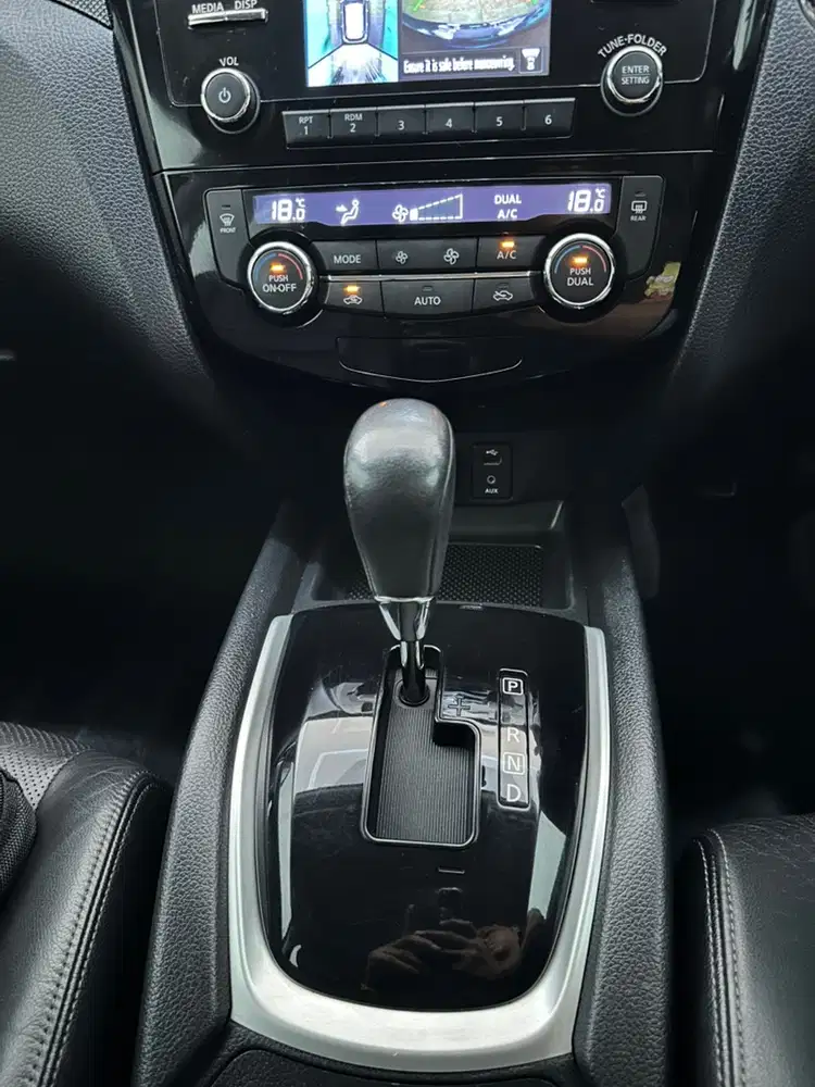 Nissan X-Trail 2015 Bensin