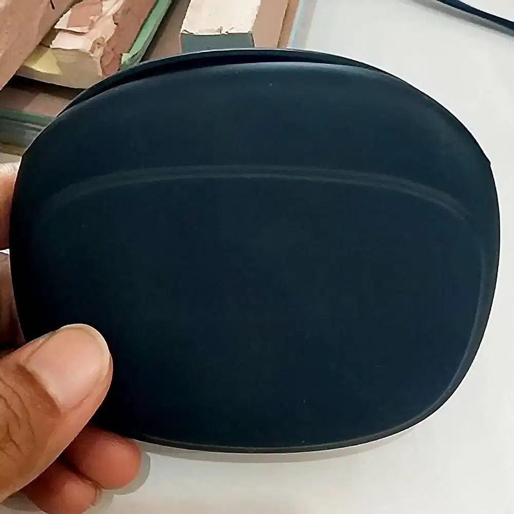 251110I Silicone Mini Pouch Black Wadah Tas Tempat Penyimpanan Silikon