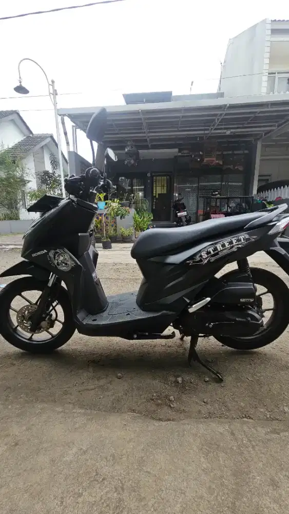 DIJUAL LEGIT HONDA BEAT STREET 2023 LOW KM!!