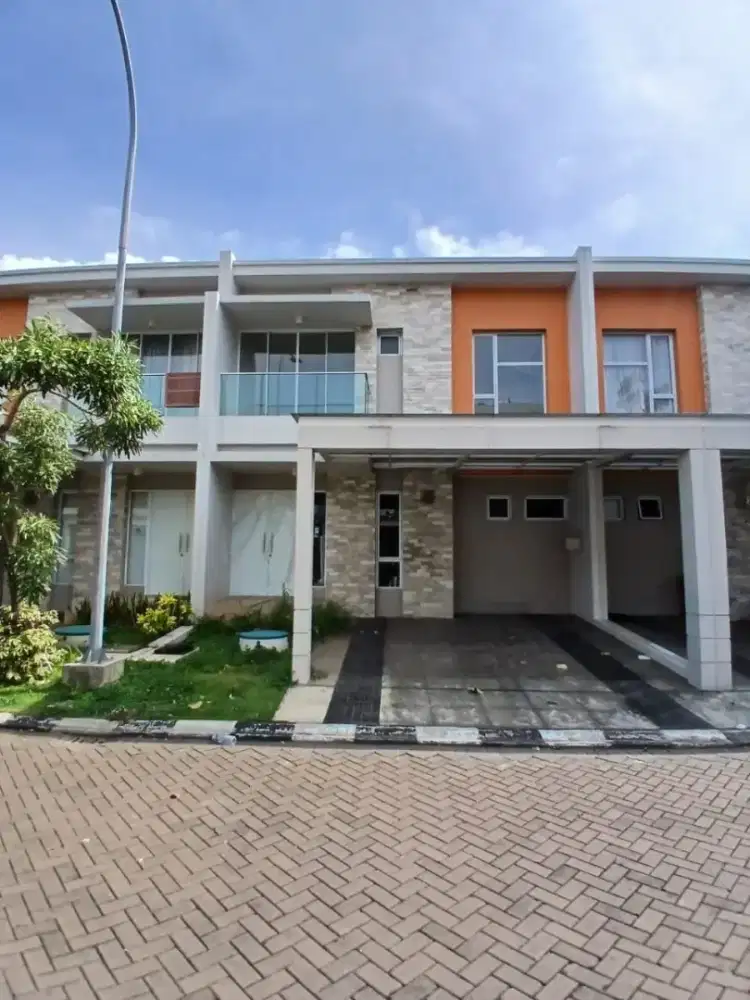 Sewa Rumah Baru Cluster Eropah 2 Lt  Sedayu City Kelapa Gading Jakut