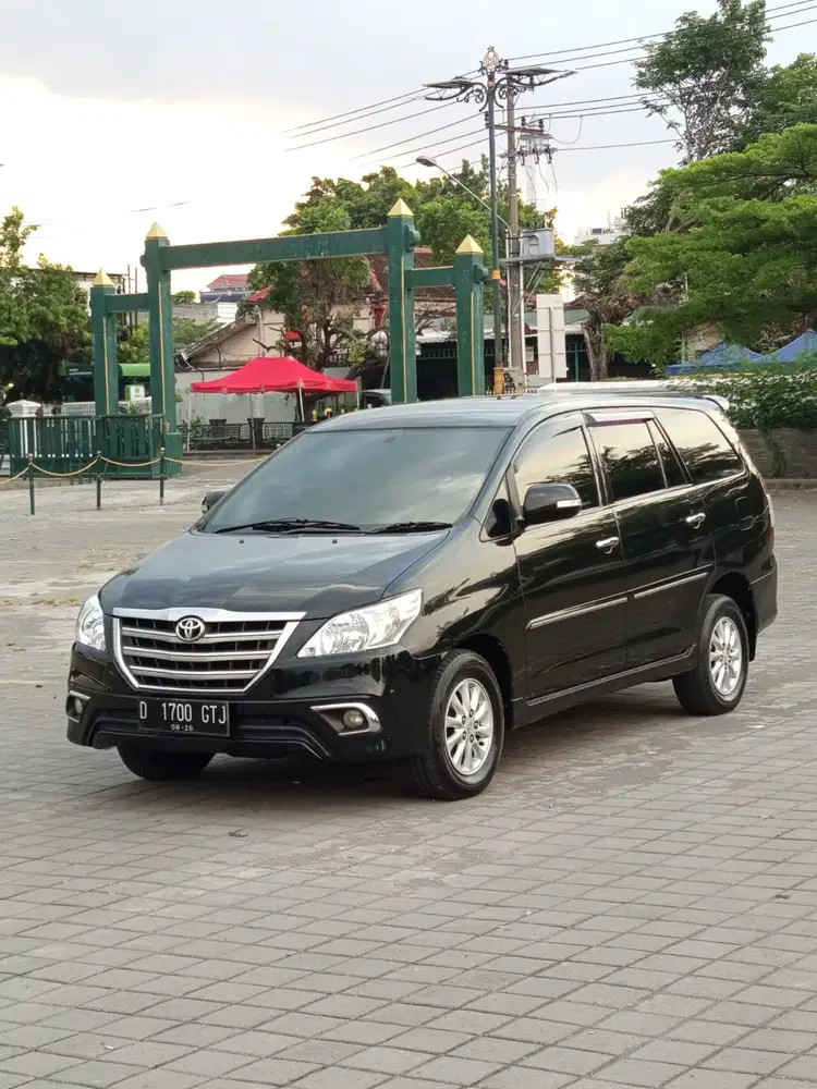 BU Toyota Kijang Innova 2014 2.4 V Diesel Matic