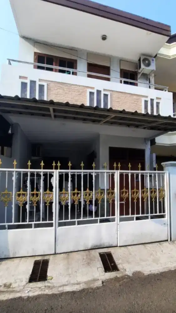 Dijual Rumah Dibawah Pasaran 2Lantai Jatinegara Kota Jakarta Timur