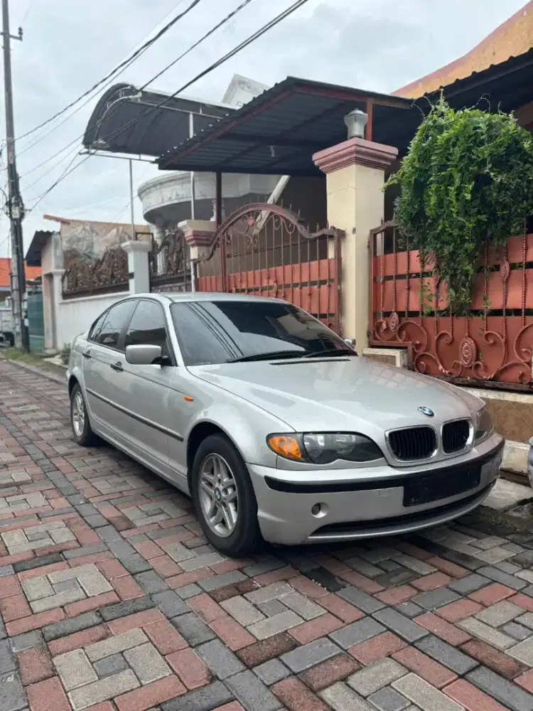 BMW 318i E46 LCI 2003 ISTIMEWA