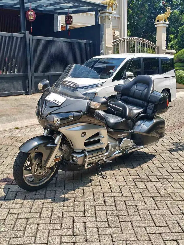 Honda Goldwing Full Paper