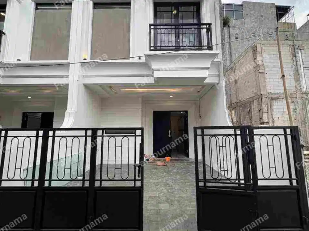 2 lantai siap Huni di jalan kartini Dekat sekali ke stasiun depok lama