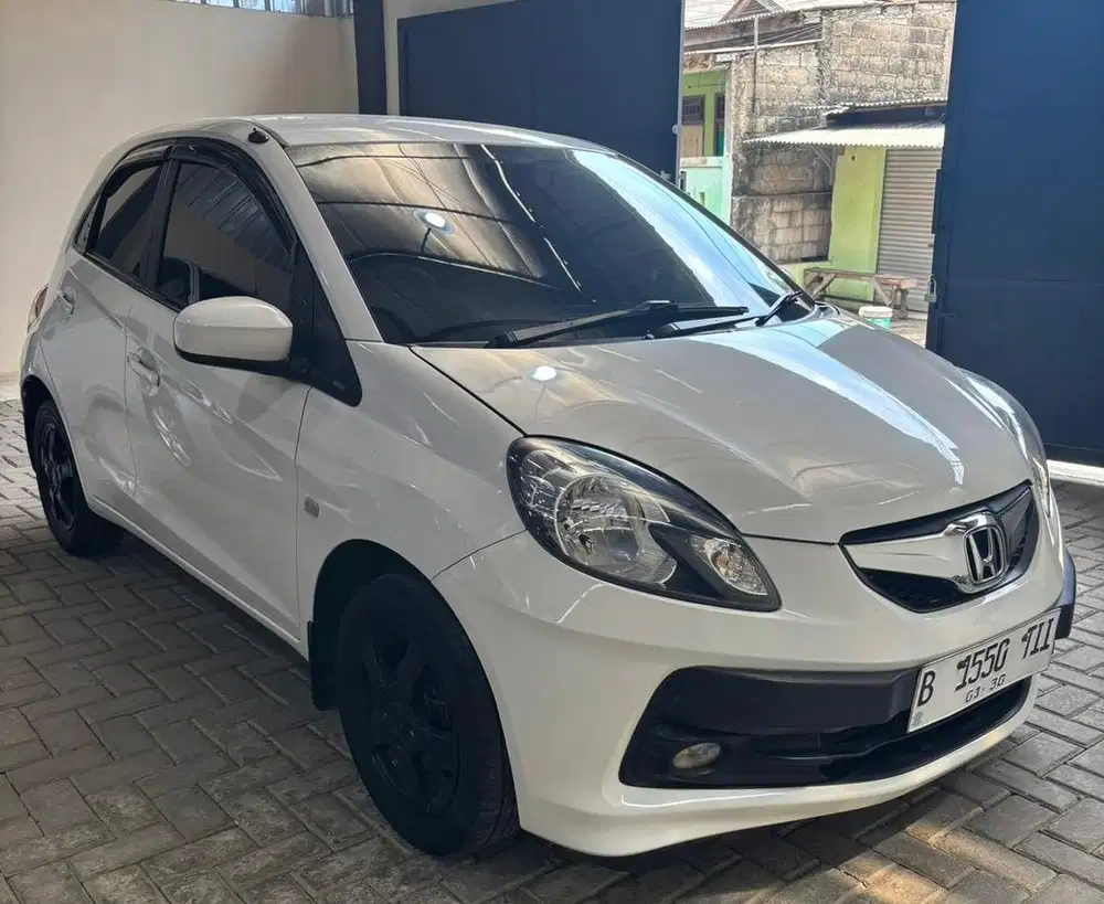 Honda brio e 2014 matic abs