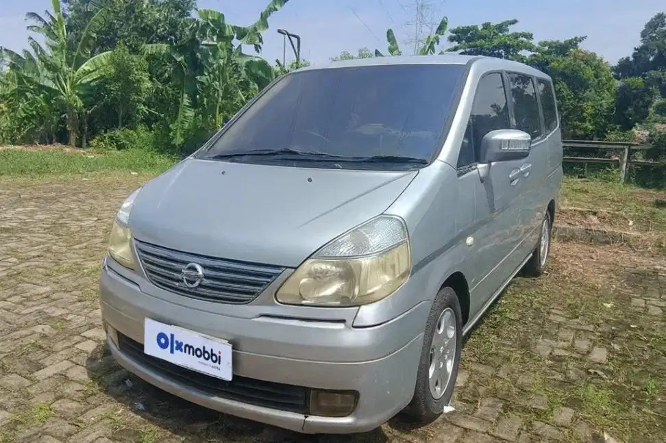 DP RENDAH Nissan Serena 2.0 Highway Star Bensin-AT 2005 8KL