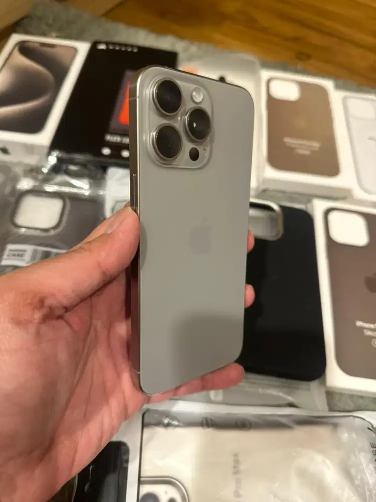 iPhone 15 pro max 256 GB garansi resmi Digimap - ibox