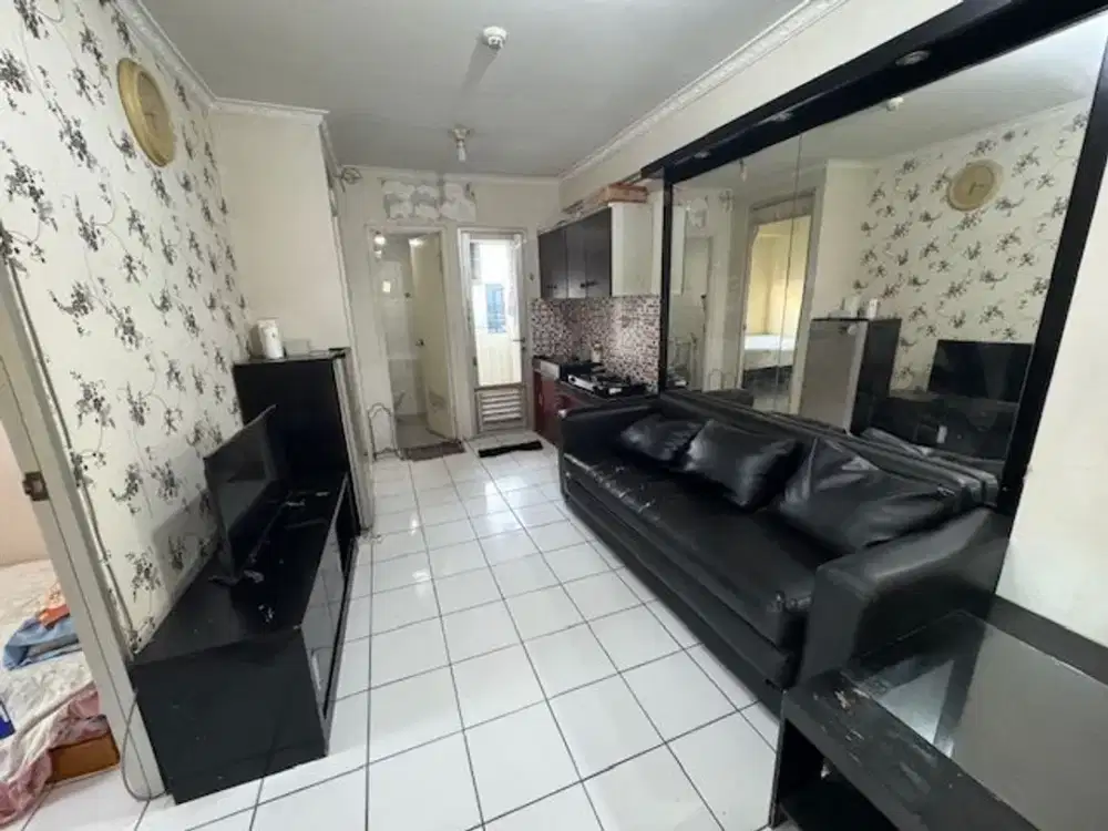 SEWA Apartemen Gading Nias 2 Kamar furnished Lt 12 Bulanan posisi di HOEK