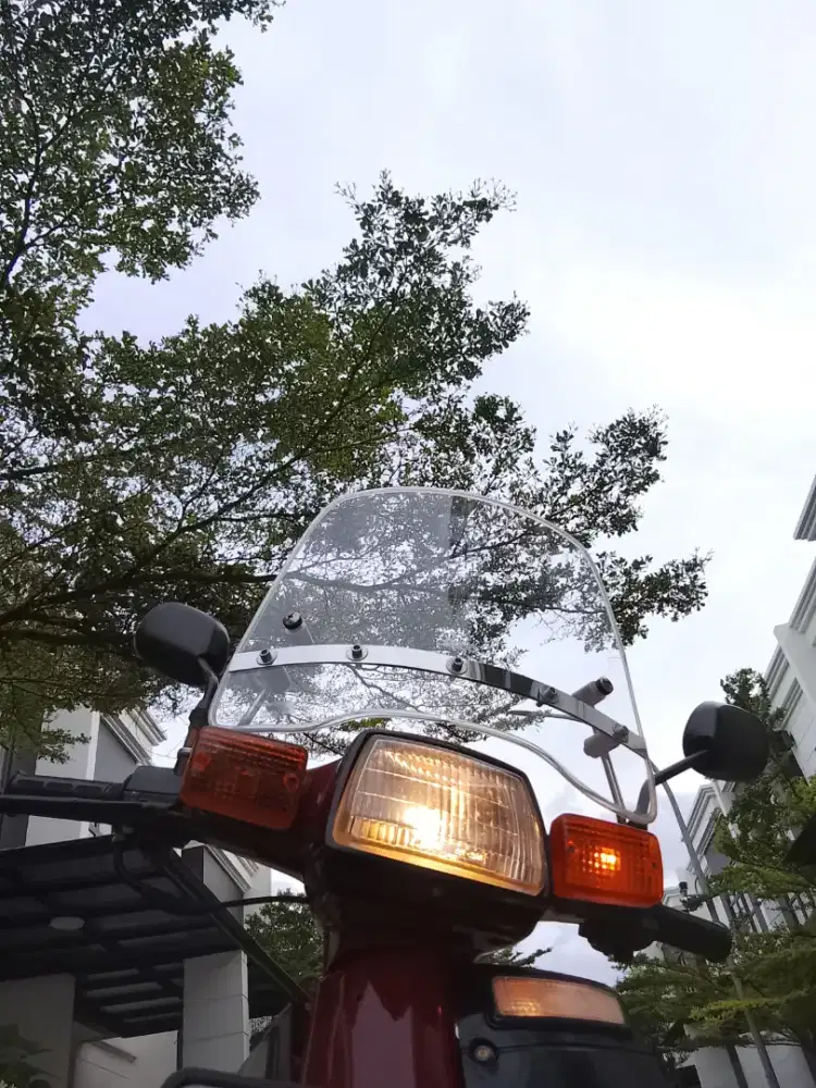 Honda klasik supercup c800 merah