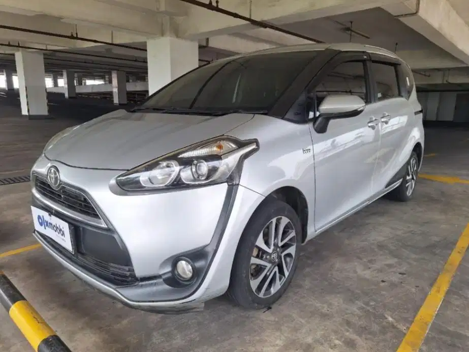 DP RENDAH Toyota Sienta 1.5 V Bensin-MT 2017 WOV