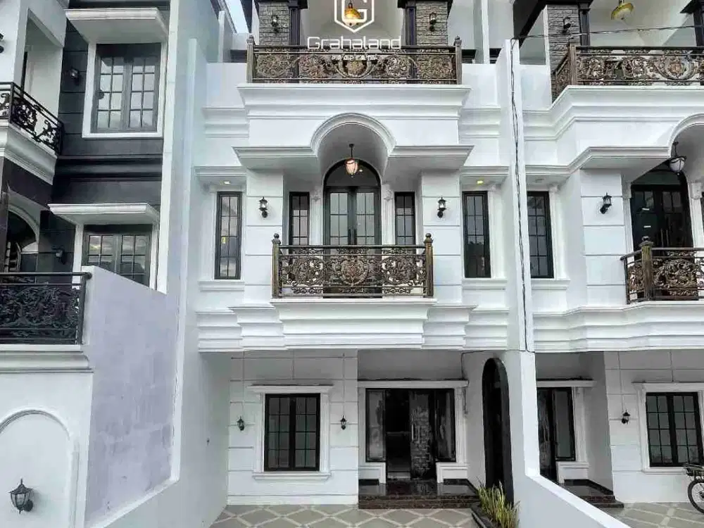 Rumah Baru Mewah Dalam Cluster Pinggir Jalan Raya Lokasi Strategis Di Jagakarsa