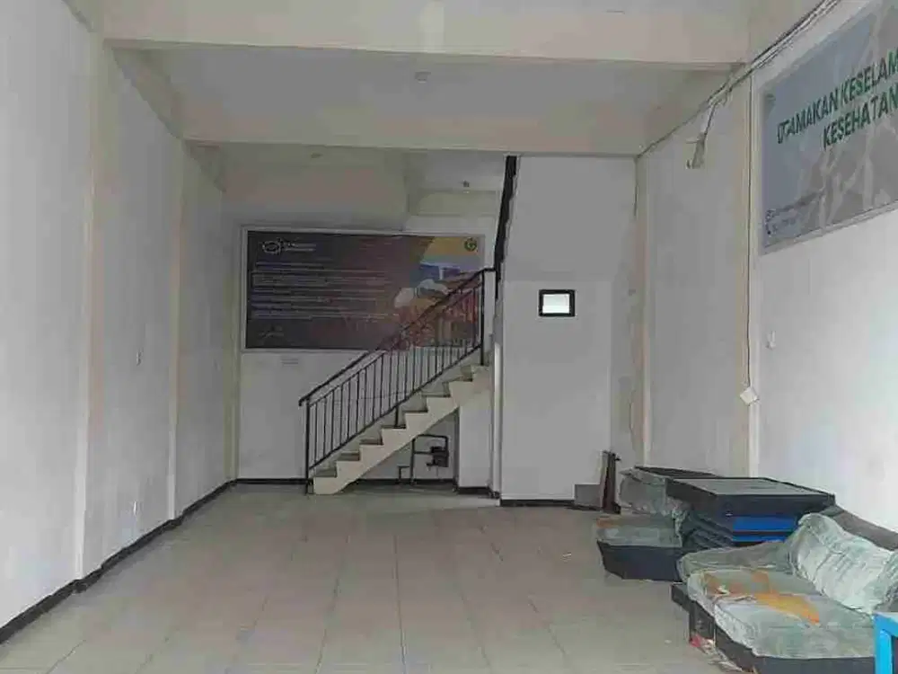 DISEWAKAN RUKO 2 LANTAI JL KUTISARI UTARA