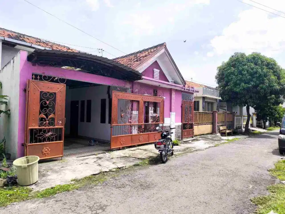 Rumah Bagus Siap Huni di Gedongan dekat Pintu Tol Klodran Solo