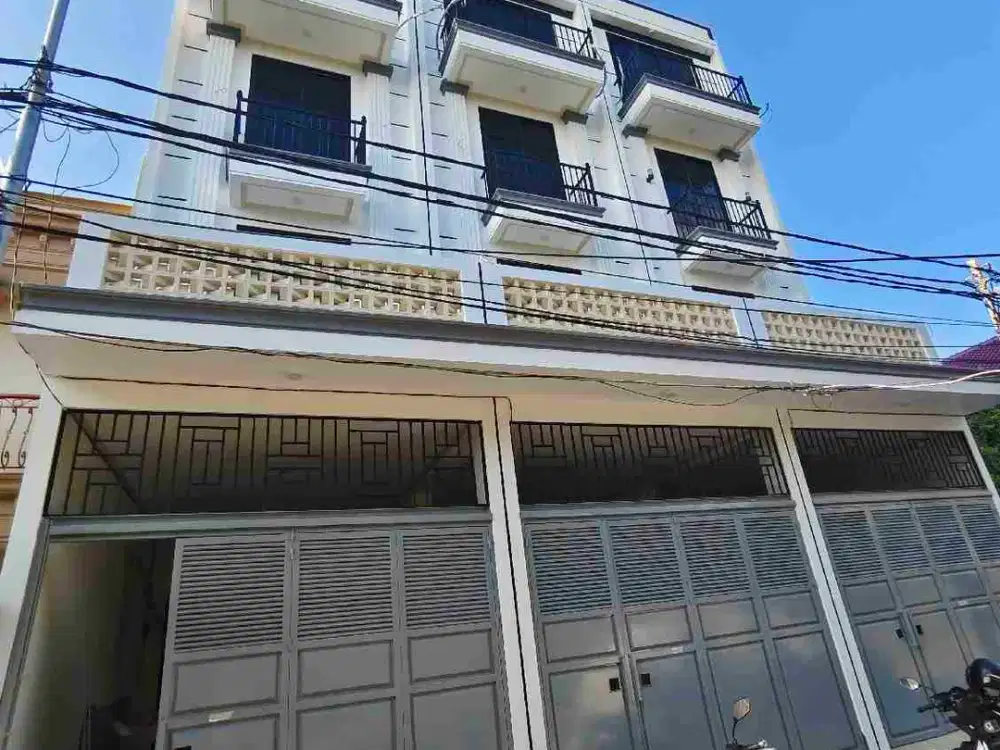 DIJUAL RUMAH BARU TAMAN RATU 4 LT FULL